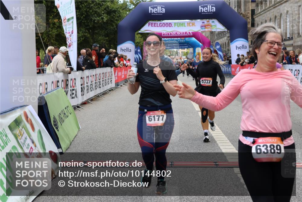 06.09.2026 - CURREX Alsterlauf Strokosch-Dieckow http://msf.ph/oto/10144802 06.09.2026 10:20:45 Ziel 4171, 5336, 5337, 6177, 6389, 6459 meine-sportfotos.de