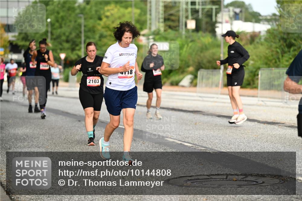 06.09.2026 - CURREX Alsterlauf Dr. Thomas Lammeyer http://msf.ph/oto/10144808 06.09.2026 10:17:10 Laufen 2660, 2103, 18 meine-sportfotos.de