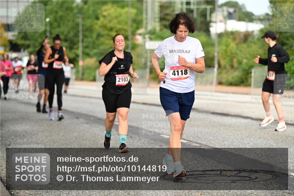 06.09.2026 - CURREX Alsterlauf Dr. Thomas Lammeyer http://msf.ph/oto/10144819 06.09.2026 10:17:11 Laufen 2103, 4118 meine-sportfotos.de