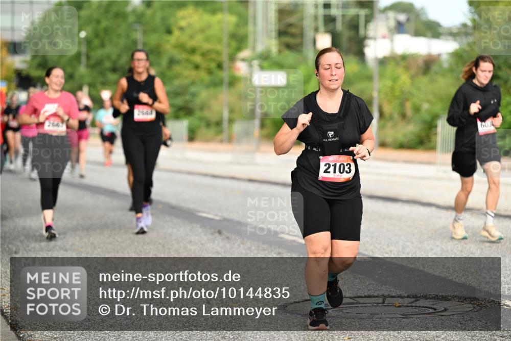 06.09.2026 - CURREX Alsterlauf Dr. Thomas Lammeyer http://msf.ph/oto/10144835 06.09.2026 10:17:13 Laufen 2103 meine-sportfotos.de