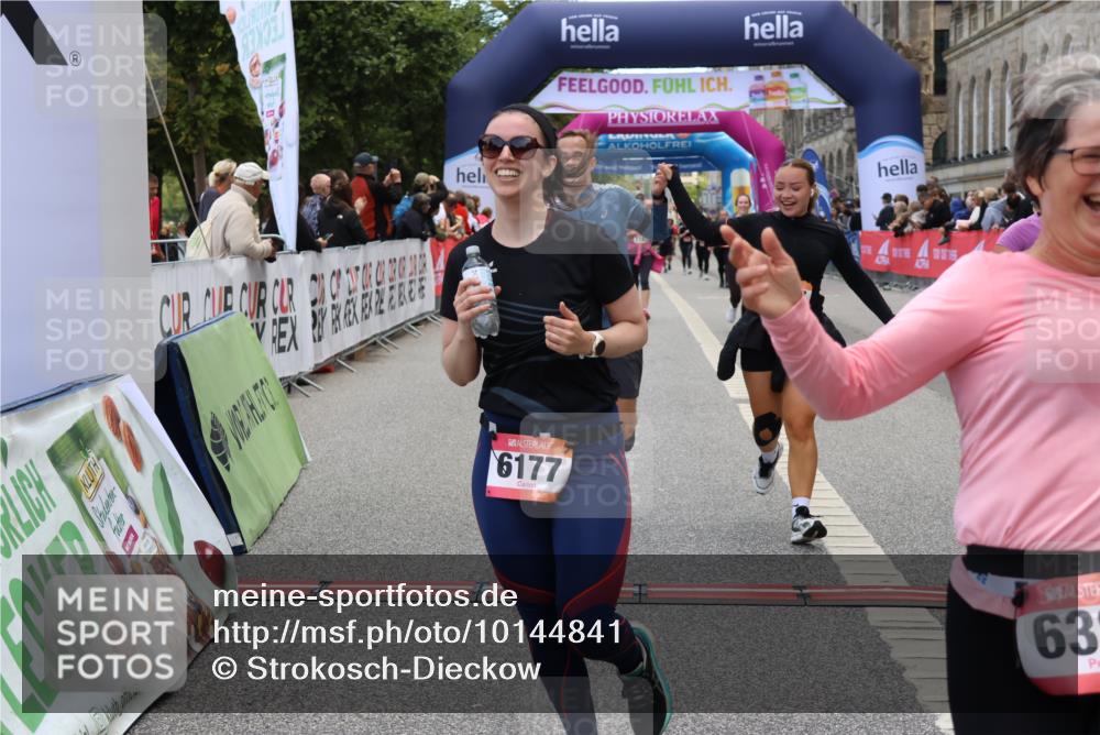 06.09.2026 - CURREX Alsterlauf Strokosch-Dieckow http://msf.ph/oto/10144841 06.09.2026 10:20:46 Ziel 4171, 4410, 4411, 4666, 5336, 5337, 6177, 6389, 6459 meine-sportfotos.de