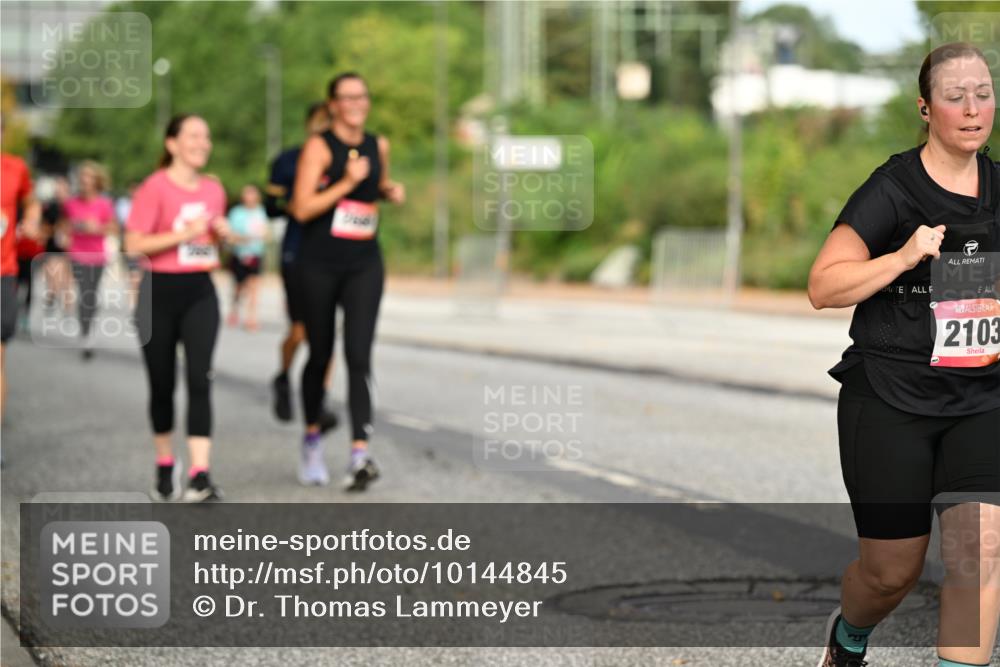 06.09.2026 - CURREX Alsterlauf Dr. Thomas Lammeyer http://msf.ph/oto/10144845 06.09.2026 10:17:14 Laufen 2103 meine-sportfotos.de
