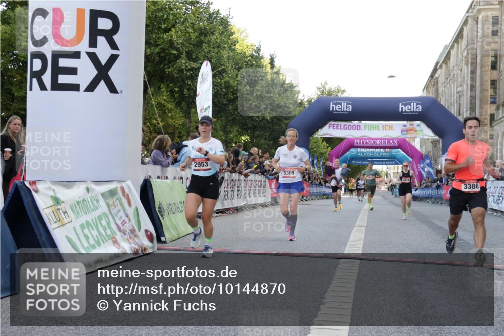 06.09.2026 - CURREX Alsterlauf Yannick Fuchs http://msf.ph/oto/10144870 06.09.2026 09:47:31 Ziel 2865, 2953, 3386, 4313, 4441, 4674, 4863, 5309, 5389, 5407, 5645, 5729, 6021 meine-sportfotos.de