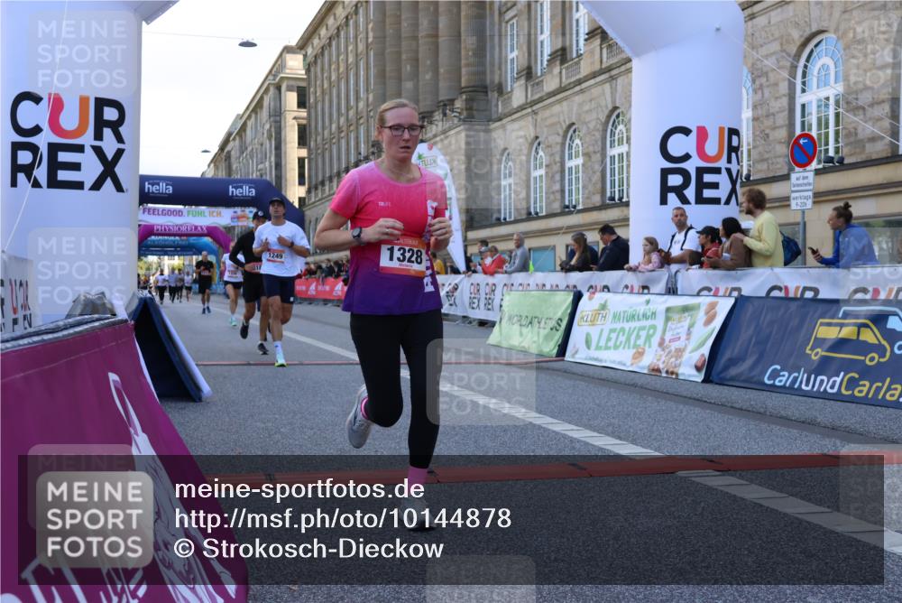 06.09.2026 - CURREX Alsterlauf Strokosch-Dieckow http://msf.ph/oto/10144878 06.09.2026 11:49:39 Ziel 1012, 1163, 1232, 1249, 1251, 1320, 1328, 1339, 8185 meine-sportfotos.de