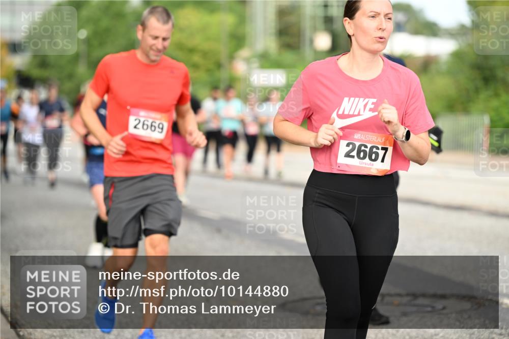06.09.2026 - CURREX Alsterlauf Dr. Thomas Lammeyer http://msf.ph/oto/10144880 06.09.2026 10:17:18 Laufen 2669, 2667 meine-sportfotos.de