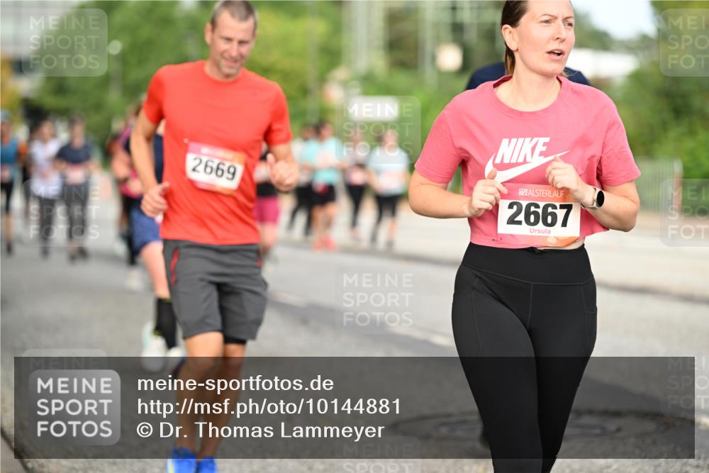 06.09.2026 - CURREX Alsterlauf Dr. Thomas Lammeyer http://msf.ph/oto/10144881 06.09.2026 10:17:18 Laufen 2669, 2667 meine-sportfotos.de