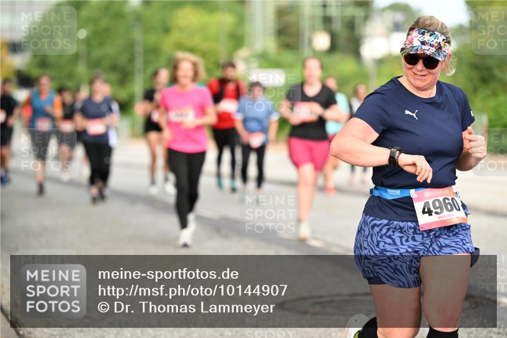 06.09.2026 - CURREX Alsterlauf Dr. Thomas Lammeyer http://msf.ph/oto/10144907 06.09.2026 10:17:21 Laufen 4960 meine-sportfotos.de