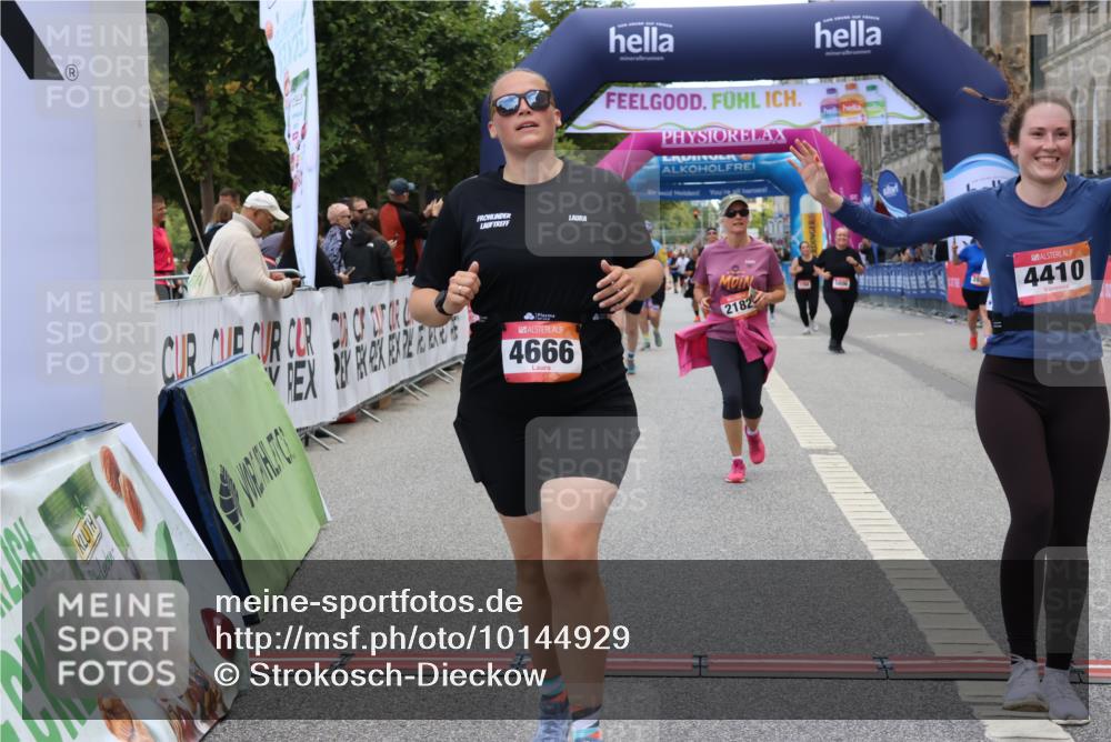 06.09.2026 - CURREX Alsterlauf Strokosch-Dieckow http://msf.ph/oto/10144929 06.09.2026 10:20:51 Ziel 2146, 2182, 4171, 4410, 4411, 4666, 5336, 5337, 6177, 6389, 6459 meine-sportfotos.de