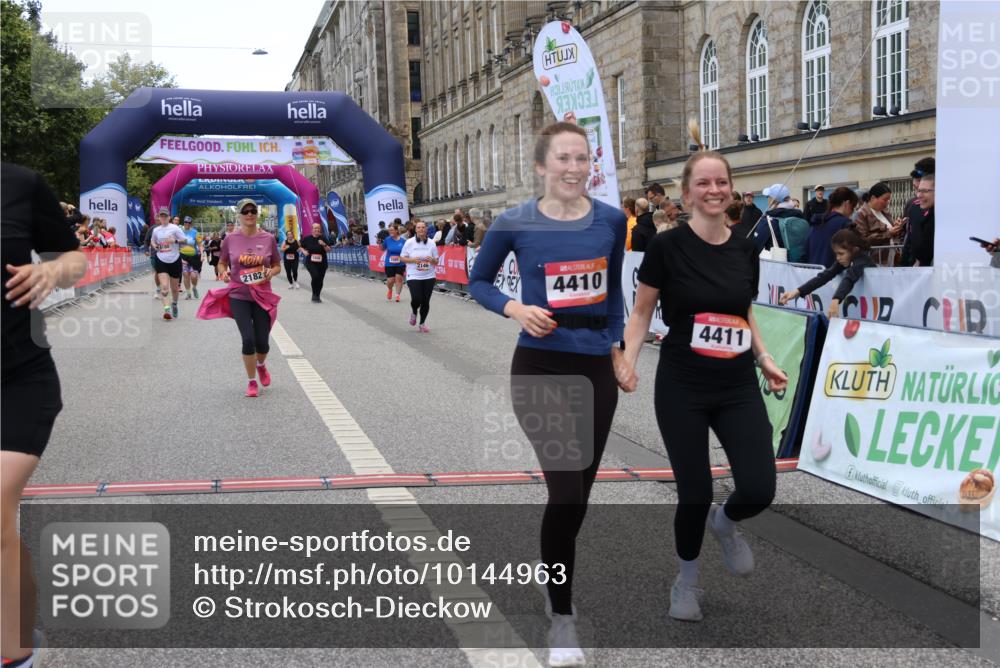 06.09.2026 - CURREX Alsterlauf Strokosch-Dieckow http://msf.ph/oto/10144963 06.09.2026 10:20:52 Ziel 2146, 2182, 4171, 4410, 4411, 4666, 5180, 5336, 5337, 6177 meine-sportfotos.de