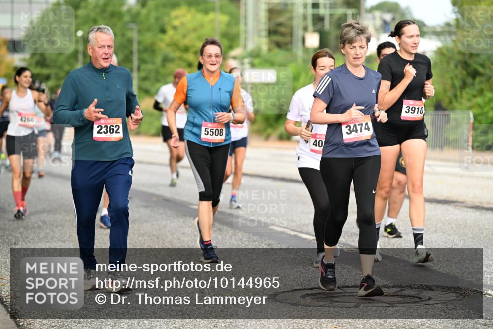 06.09.2026 - CURREX Alsterlauf Dr. Thomas Lammeyer http://msf.ph/oto/10144965 06.09.2026 10:17:26 Laufen 2362, 4260, 5508, 40, 3474, 3910 meine-sportfotos.de
