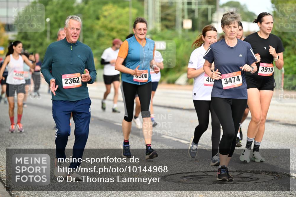 06.09.2026 - CURREX Alsterlauf Dr. Thomas Lammeyer http://msf.ph/oto/10144968 06.09.2026 10:17:27 Laufen 2362, 508, 40, 3474, 3910 meine-sportfotos.de