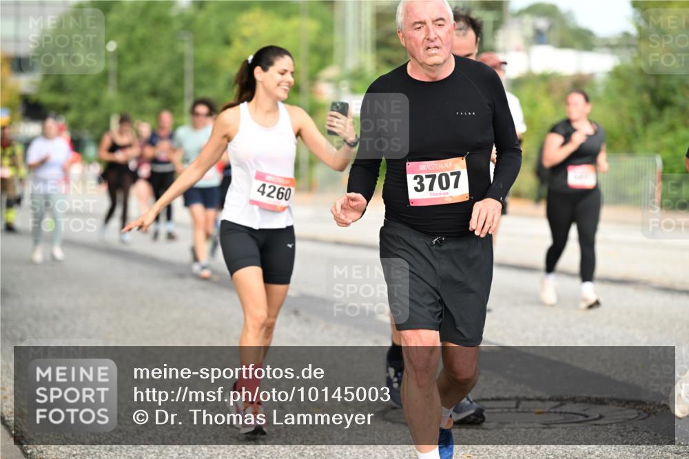 06.09.2026 - CURREX Alsterlauf Dr. Thomas Lammeyer http://msf.ph/oto/10145003 06.09.2026 10:17:31 Laufen 4260, 3707 meine-sportfotos.de