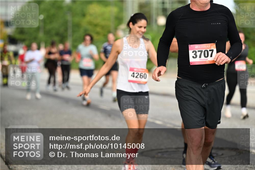 06.09.2026 - CURREX Alsterlauf Dr. Thomas Lammeyer http://msf.ph/oto/10145008 06.09.2026 10:17:31 Laufen 4260, 3707 meine-sportfotos.de