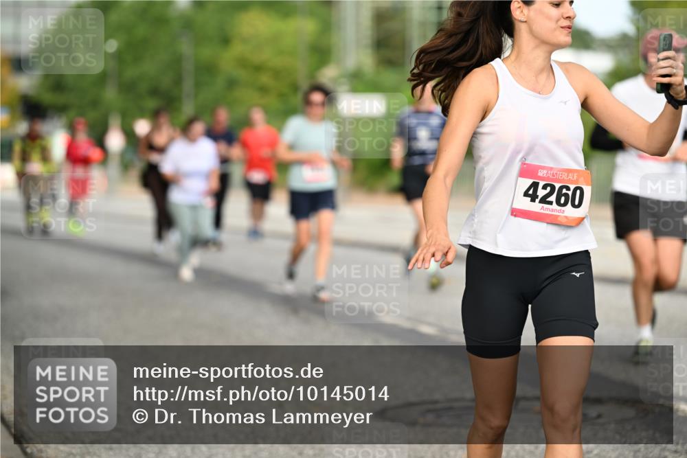 06.09.2026 - CURREX Alsterlauf Dr. Thomas Lammeyer http://msf.ph/oto/10145014 06.09.2026 10:17:33 Laufen 4260 meine-sportfotos.de