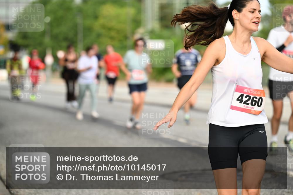 06.09.2026 - CURREX Alsterlauf Dr. Thomas Lammeyer http://msf.ph/oto/10145017 06.09.2026 10:17:33 Laufen 4260 meine-sportfotos.de
