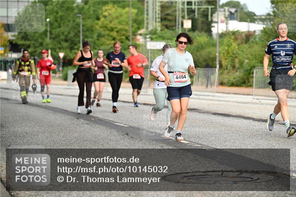 06.09.2026 - CURREX Alsterlauf Dr. Thomas Lammeyer http://msf.ph/oto/10145032 06.09.2026 10:17:34 Laufen 4869, 4464 meine-sportfotos.de