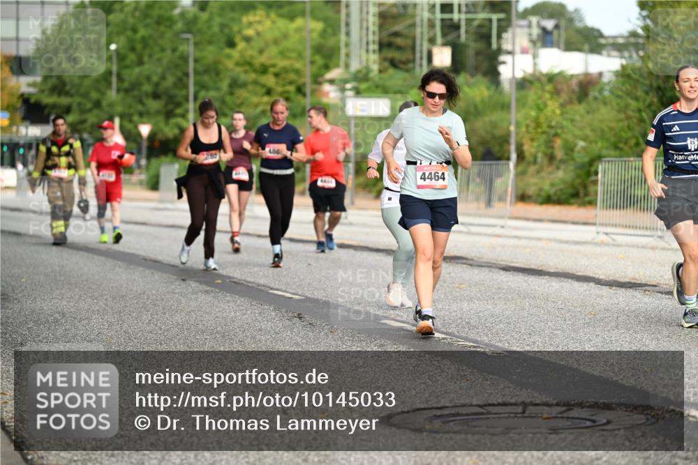 06.09.2026 - CURREX Alsterlauf Dr. Thomas Lammeyer http://msf.ph/oto/10145033 06.09.2026 10:17:34 Laufen 486, 44, 4464 meine-sportfotos.de
