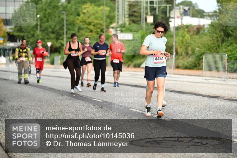 06.09.2026 - CURREX Alsterlauf Dr. Thomas Lammeyer http://msf.ph/oto/10145036 06.09.2026 10:17:35 Laufen 4464 meine-sportfotos.de