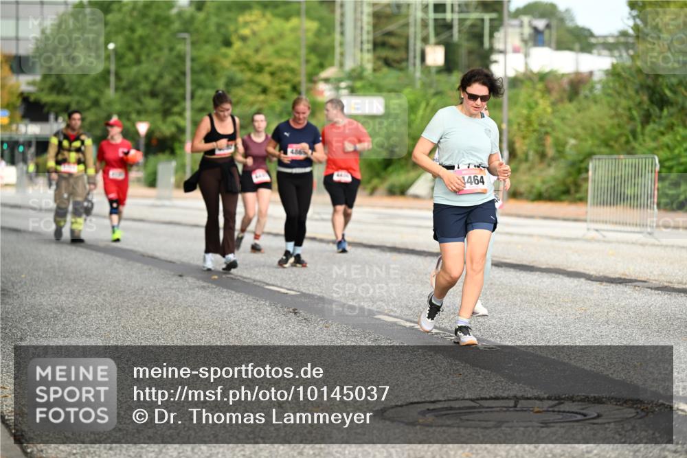 06.09.2026 - CURREX Alsterlauf Dr. Thomas Lammeyer http://msf.ph/oto/10145037 06.09.2026 10:17:35 Laufen 486, 464 meine-sportfotos.de
