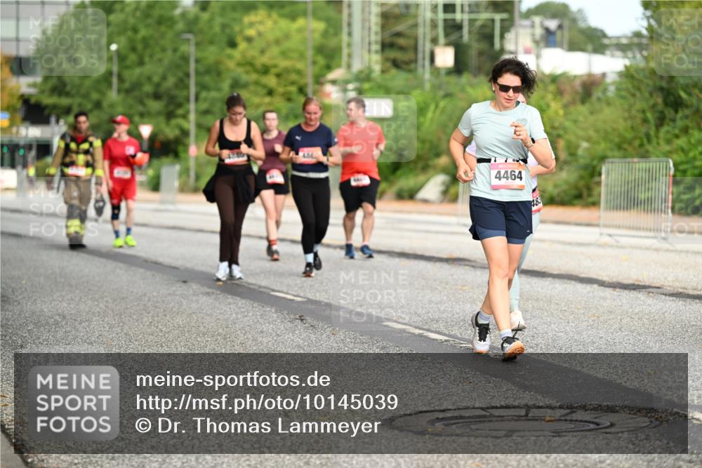 06.09.2026 - CURREX Alsterlauf Dr. Thomas Lammeyer http://msf.ph/oto/10145039 06.09.2026 10:17:35 Laufen 4464, 483 meine-sportfotos.de