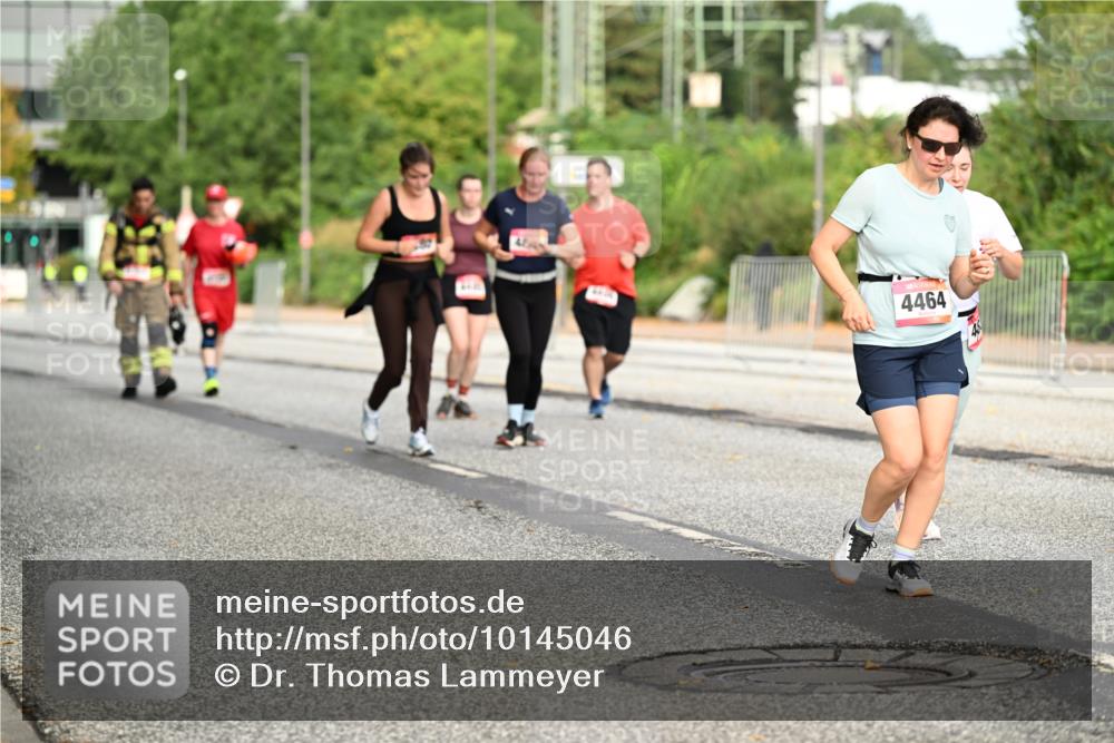 06.09.2026 - CURREX Alsterlauf Dr. Thomas Lammeyer http://msf.ph/oto/10145046 06.09.2026 10:17:36 Laufen 4464 meine-sportfotos.de