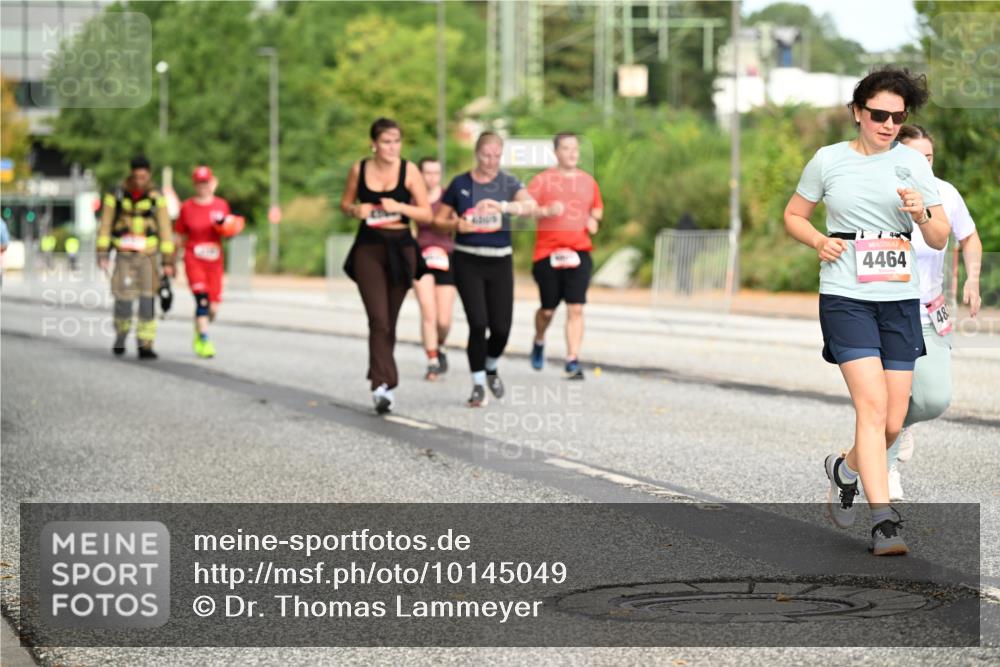 06.09.2026 - CURREX Alsterlauf Dr. Thomas Lammeyer http://msf.ph/oto/10145049 06.09.2026 10:17:36 Laufen 4464, 48 meine-sportfotos.de
