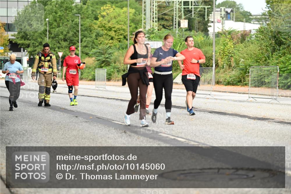 06.09.2026 - CURREX Alsterlauf Dr. Thomas Lammeyer http://msf.ph/oto/10145060 06.09.2026 10:17:37 Laufen 287, 5754, 4122, 4486, 6211 meine-sportfotos.de