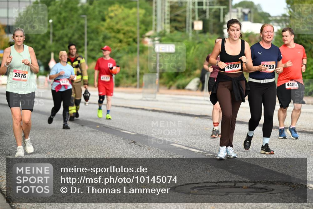 06.09.2026 - CURREX Alsterlauf Dr. Thomas Lammeyer http://msf.ph/oto/10145074 06.09.2026 10:17:39 Laufen 4880, 2876, 4122, 59, 4486 meine-sportfotos.de