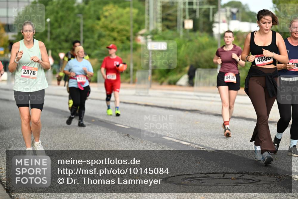 06.09.2026 - CURREX Alsterlauf Dr. Thomas Lammeyer http://msf.ph/oto/10145084 06.09.2026 10:17:40 Laufen 2876, 4485, 4880, 0 meine-sportfotos.de