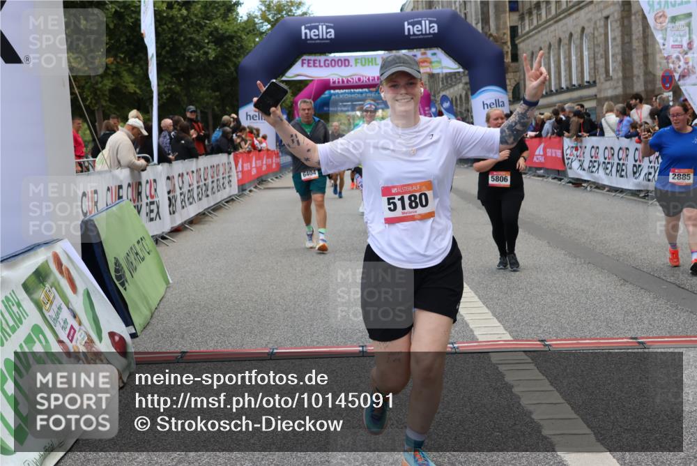 06.09.2026 - CURREX Alsterlauf Strokosch-Dieckow http://msf.ph/oto/10145091 06.09.2026 10:20:59 Ziel 2146, 2182, 2885, 5136, 5180, 5806, 6403, 6404 meine-sportfotos.de