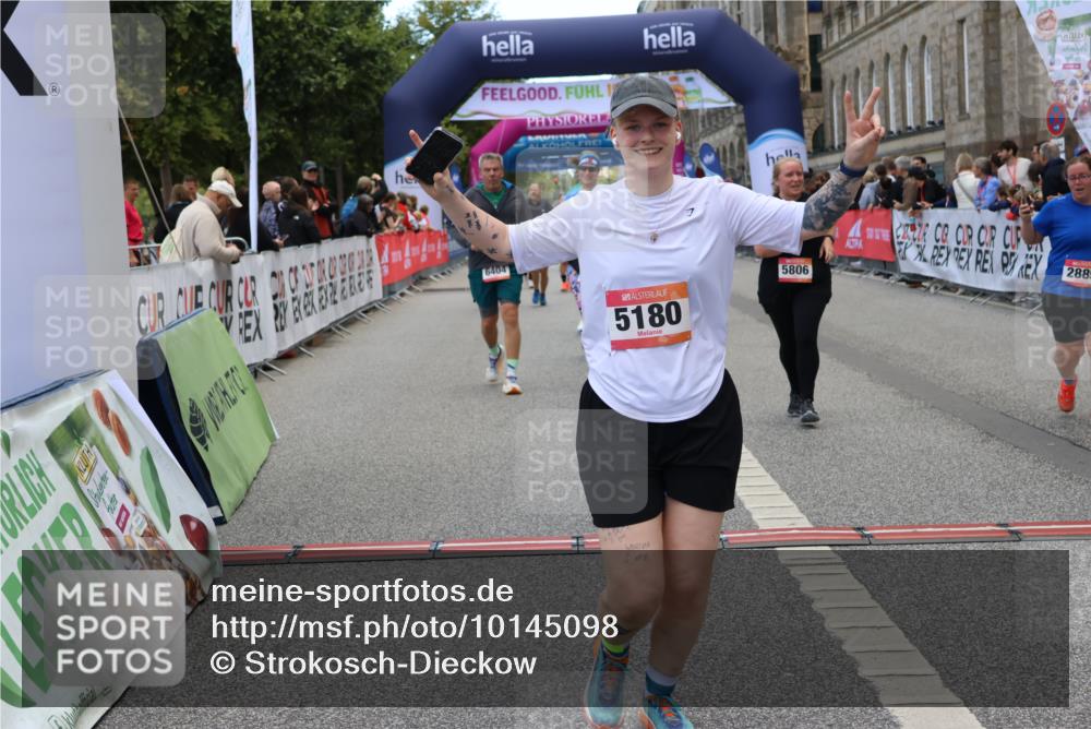 06.09.2026 - CURREX Alsterlauf Strokosch-Dieckow http://msf.ph/oto/10145098 06.09.2026 10:20:59 Ziel 2146, 2182, 2885, 5136, 5180, 5806, 6403, 6404 meine-sportfotos.de