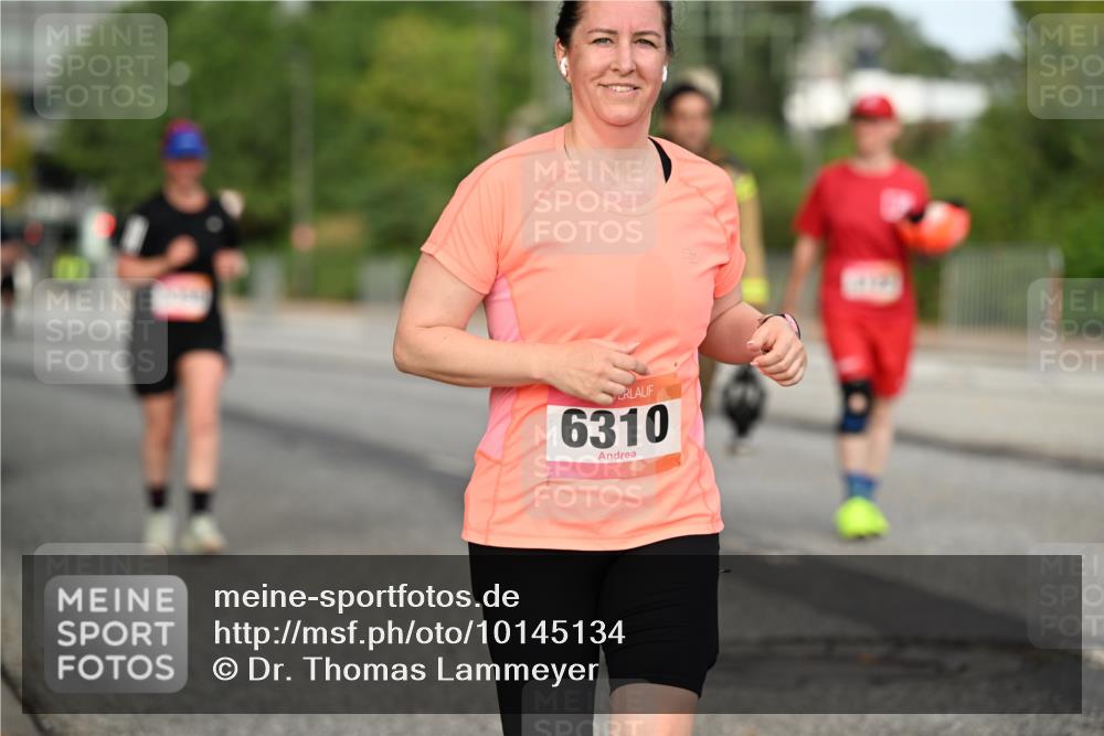 06.09.2026 - CURREX Alsterlauf Dr. Thomas Lammeyer http://msf.ph/oto/10145134 06.09.2026 10:17:46 Laufen 6310 meine-sportfotos.de