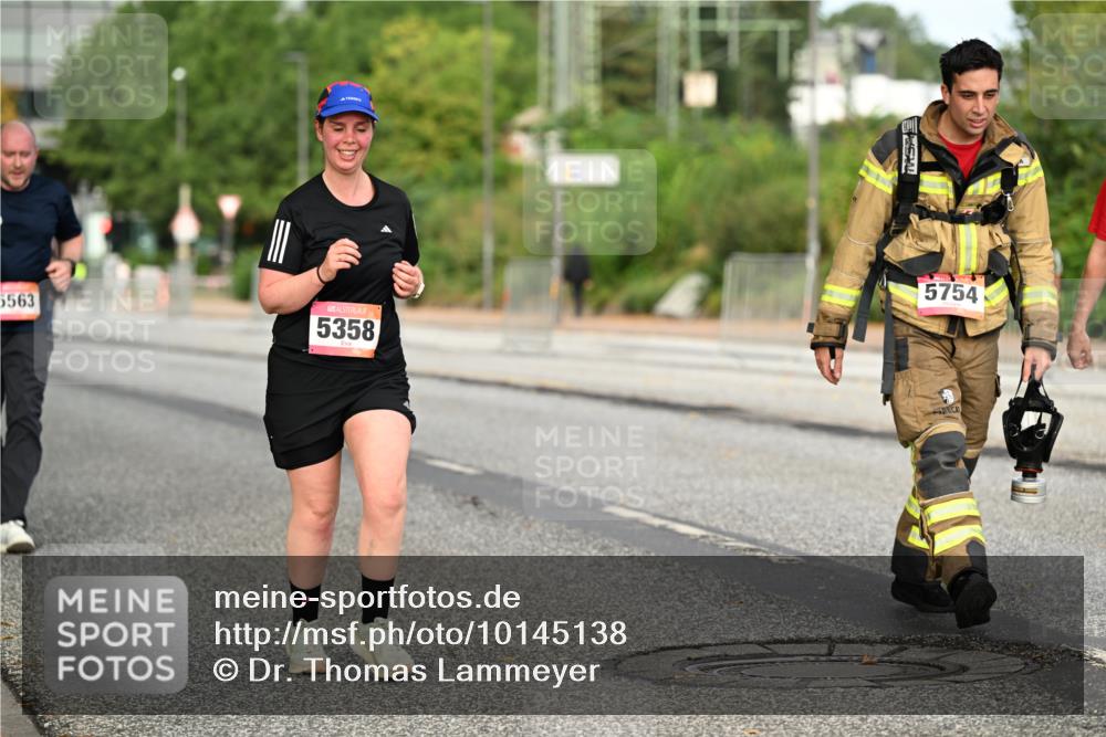 06.09.2026 - CURREX Alsterlauf Dr. Thomas Lammeyer http://msf.ph/oto/10145138 06.09.2026 10:17:48 Laufen 5563, 5358, 5754 meine-sportfotos.de