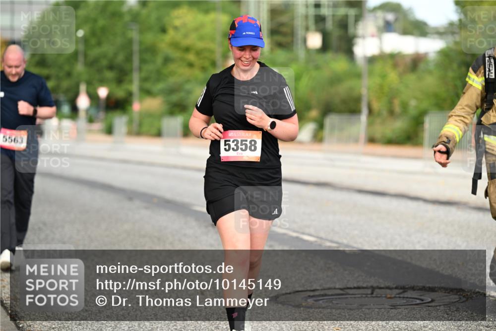 06.09.2026 - CURREX Alsterlauf Dr. Thomas Lammeyer http://msf.ph/oto/10145149 06.09.2026 10:17:49 Laufen 5563, 5358, 117 meine-sportfotos.de