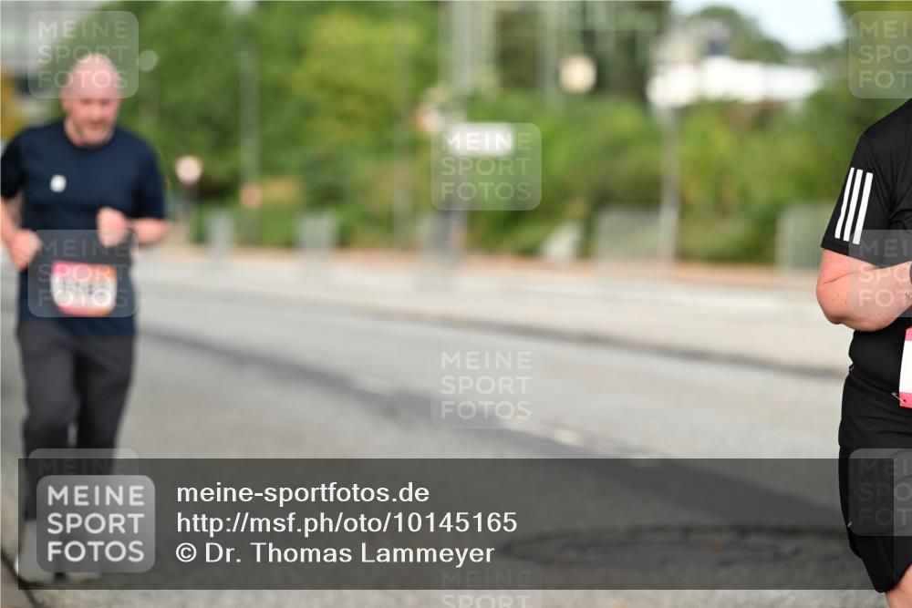 06.09.2026 - CURREX Alsterlauf Dr. Thomas Lammeyer http://msf.ph/oto/10145165 06.09.2026 10:17:51 Laufen  meine-sportfotos.de