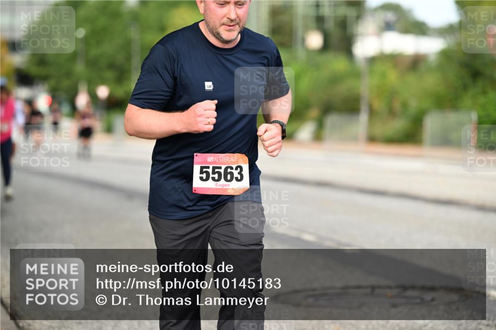 06.09.2026 - CURREX Alsterlauf Dr. Thomas Lammeyer http://msf.ph/oto/10145183 06.09.2026 10:17:53 Laufen 5563 meine-sportfotos.de