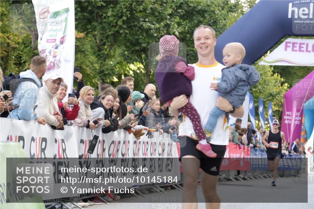 06.09.2026 - CURREX Alsterlauf Yannick Fuchs http://msf.ph/oto/10145184 06.09.2026 09:47:35 Ziel 2865, 2953, 3386, 4313, 4863, 5309, 5407, 5729, 5863, 6021 meine-sportfotos.de