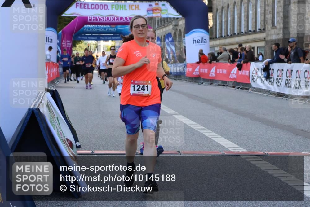 06.09.2026 - CURREX Alsterlauf Strokosch-Dieckow http://msf.ph/oto/10145188 06.09.2026 11:51:03 Ziel 1235, 1241, 1296, 1302, 8162, 8346 meine-sportfotos.de