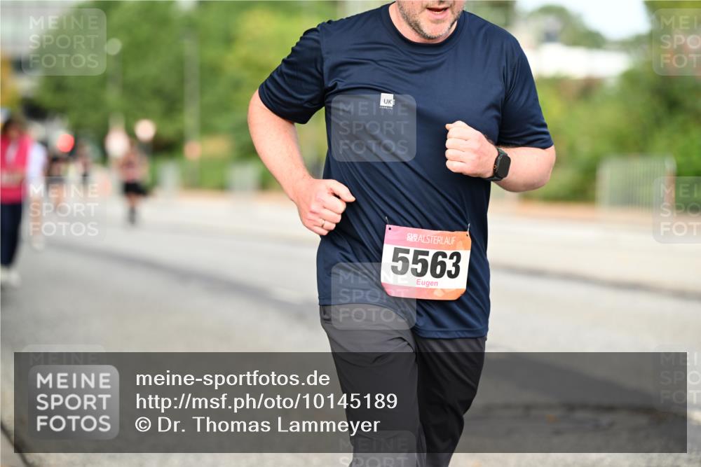06.09.2026 - CURREX Alsterlauf Dr. Thomas Lammeyer http://msf.ph/oto/10145189 06.09.2026 10:17:53 Laufen 5563 meine-sportfotos.de