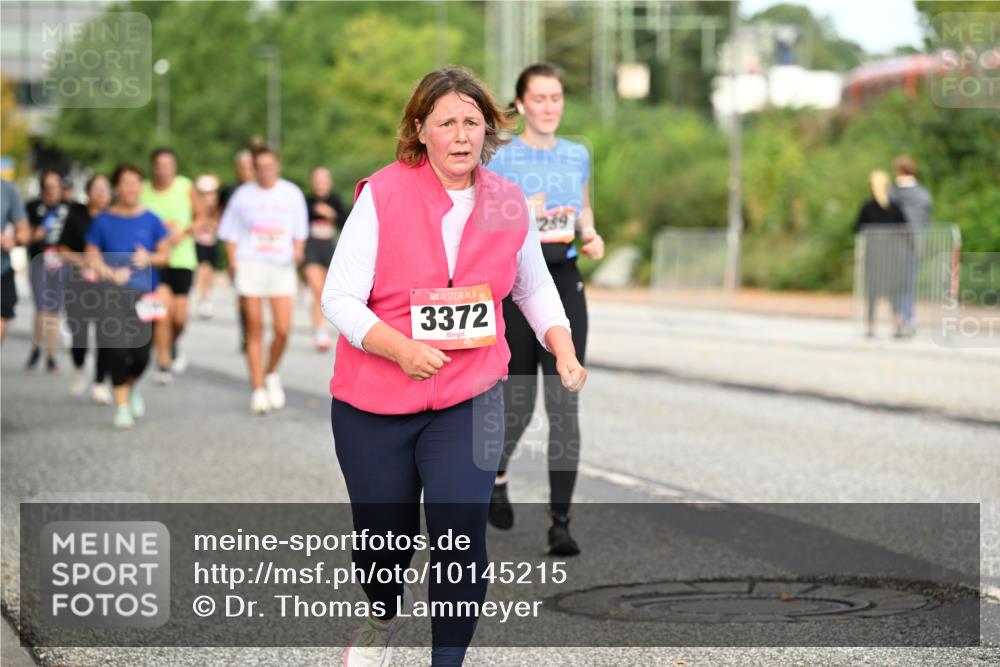06.09.2026 - CURREX Alsterlauf Dr. Thomas Lammeyer http://msf.ph/oto/10145215 06.09.2026 10:18:00 Laufen 3372, 259 meine-sportfotos.de