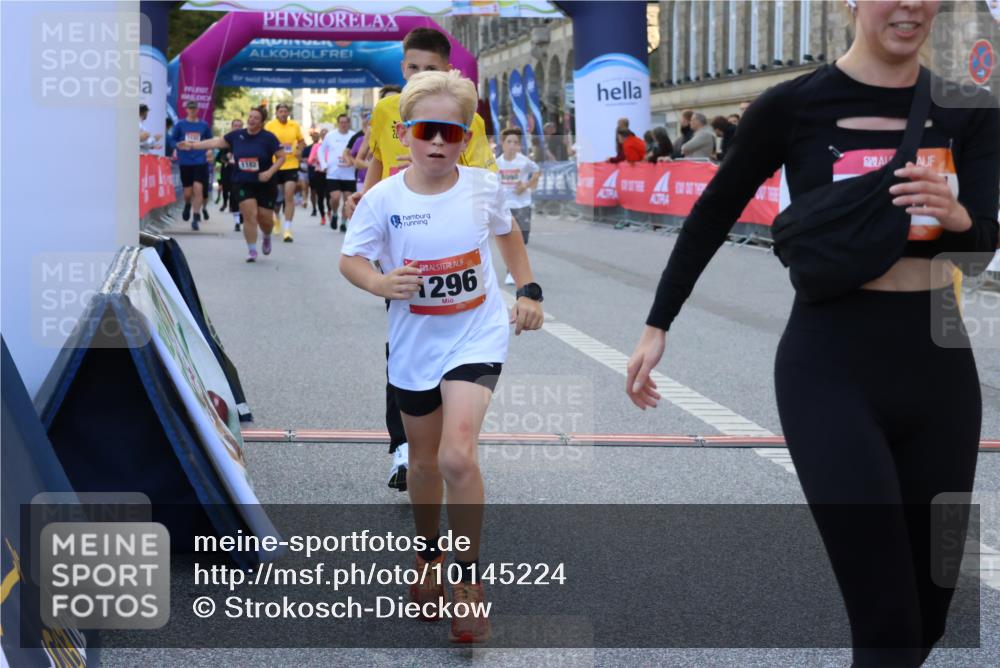 06.09.2026 - CURREX Alsterlauf Strokosch-Dieckow http://msf.ph/oto/10145224 06.09.2026 11:51:05 Ziel 1235, 1241, 1246, 1296, 8098, 8162, 8251, 8346 meine-sportfotos.de