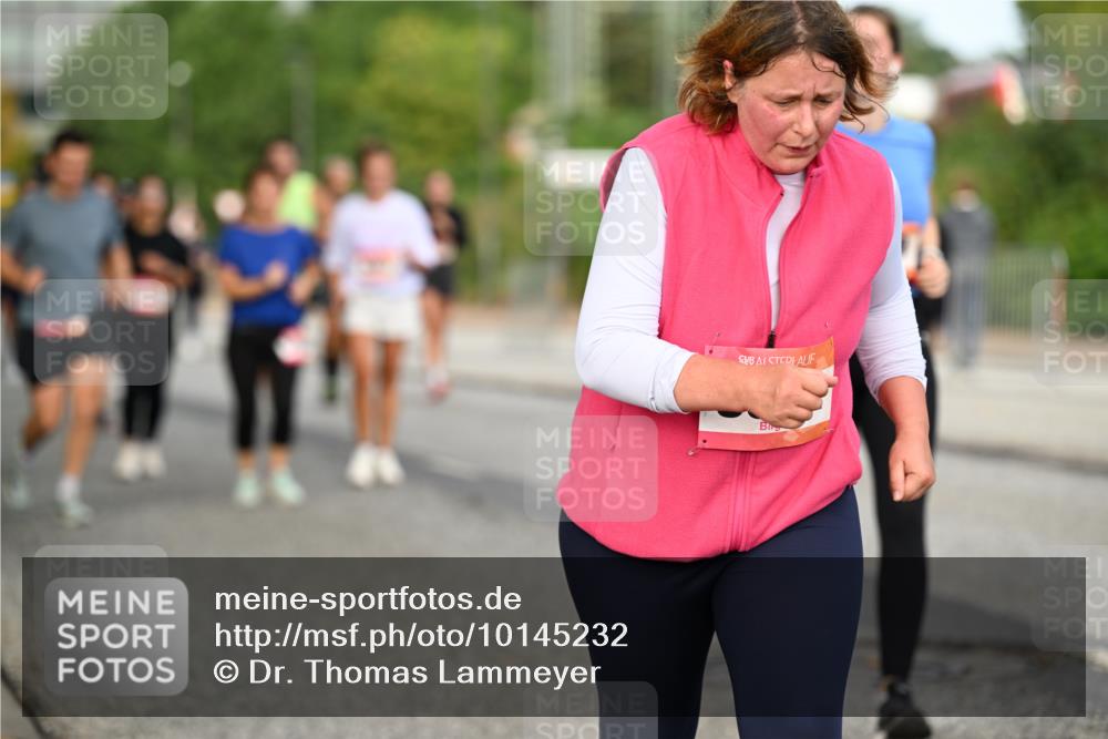 06.09.2026 - CURREX Alsterlauf Dr. Thomas Lammeyer http://msf.ph/oto/10145232 06.09.2026 10:18:02 Laufen  meine-sportfotos.de