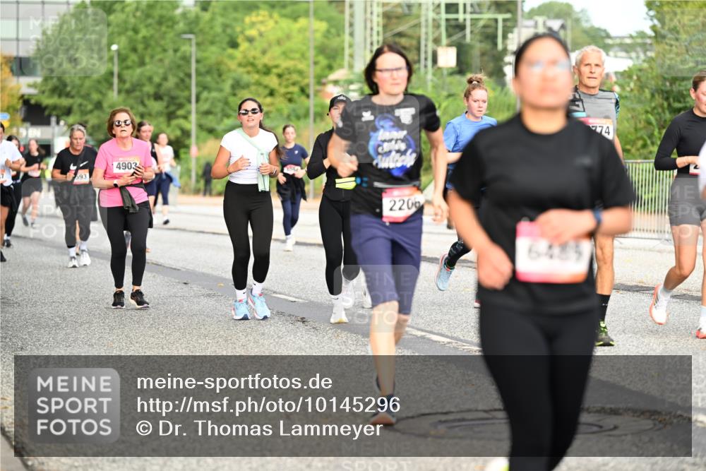 06.09.2026 - CURREX Alsterlauf Dr. Thomas Lammeyer http://msf.ph/oto/10145296 06.09.2026 10:18:08 Laufen 4903, 593, 2206, 774, 6483 meine-sportfotos.de