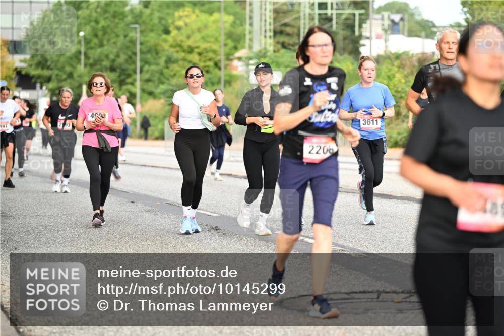 06.09.2026 - CURREX Alsterlauf Dr. Thomas Lammeyer http://msf.ph/oto/10145299 06.09.2026 10:18:09 Laufen 4993, 987, 2206, 3611, 78 meine-sportfotos.de