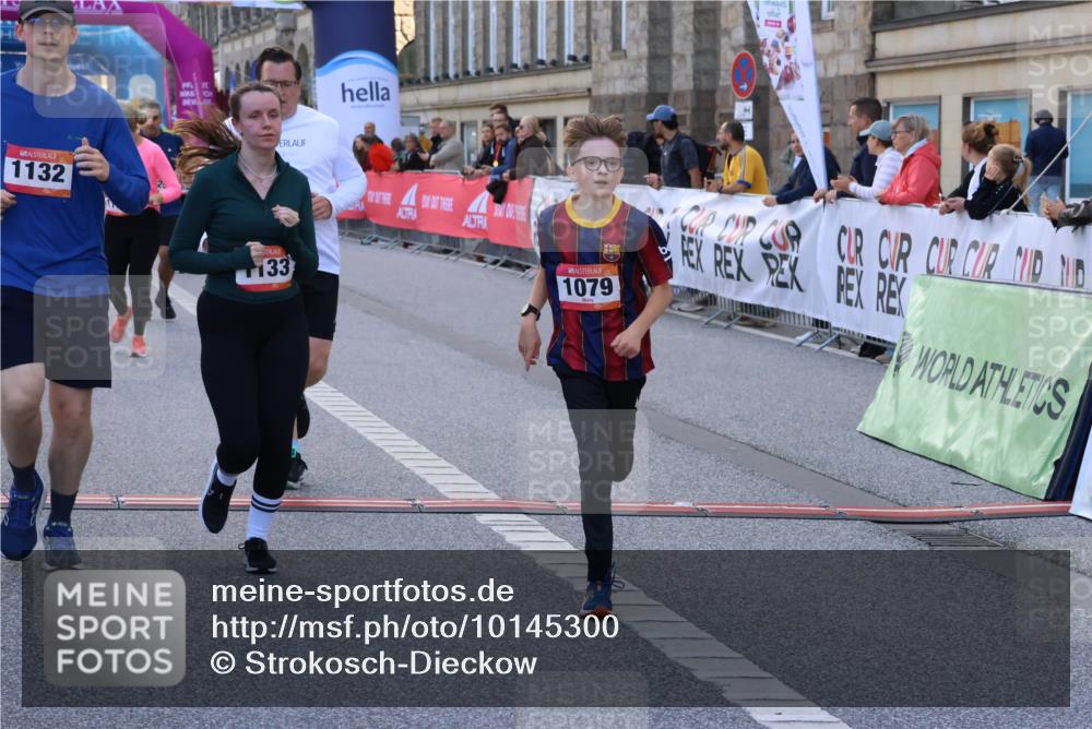 06.09.2026 - CURREX Alsterlauf Strokosch-Dieckow http://msf.ph/oto/10145300 06.09.2026 11:51:17 Ziel 1079, 1103, 1129, 1178, 1179, 1180, 1182, 1314, 4444, 8184, 8251, 8285, 8312, 8335 meine-sportfotos.de