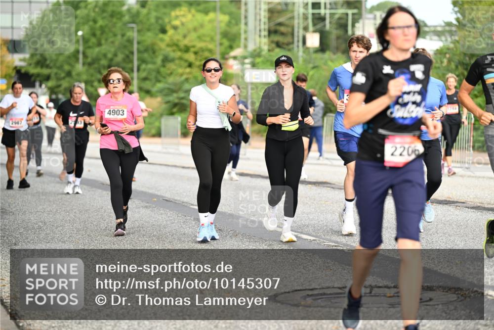 06.09.2026 - CURREX Alsterlauf Dr. Thomas Lammeyer http://msf.ph/oto/10145307 06.09.2026 10:18:10 Laufen 2987, 4903, 220 meine-sportfotos.de