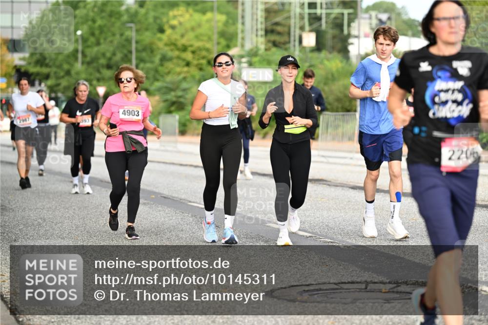 06.09.2026 - CURREX Alsterlauf Dr. Thomas Lammeyer http://msf.ph/oto/10145311 06.09.2026 10:18:10 Laufen 4903, 393, 220 meine-sportfotos.de