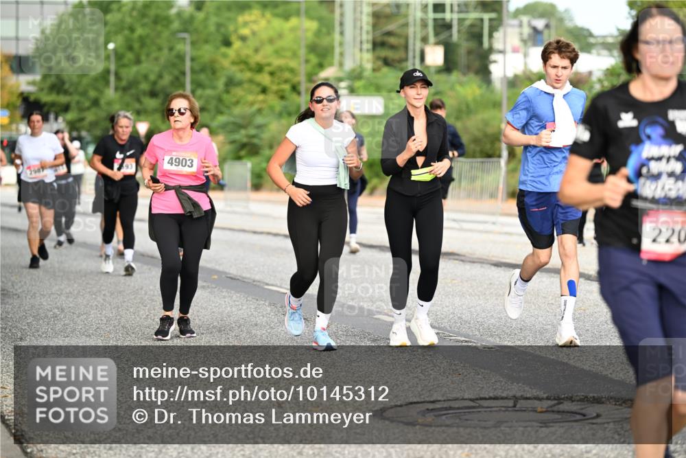 06.09.2026 - CURREX Alsterlauf Dr. Thomas Lammeyer http://msf.ph/oto/10145312 06.09.2026 10:18:10 Laufen 4903, 220 meine-sportfotos.de