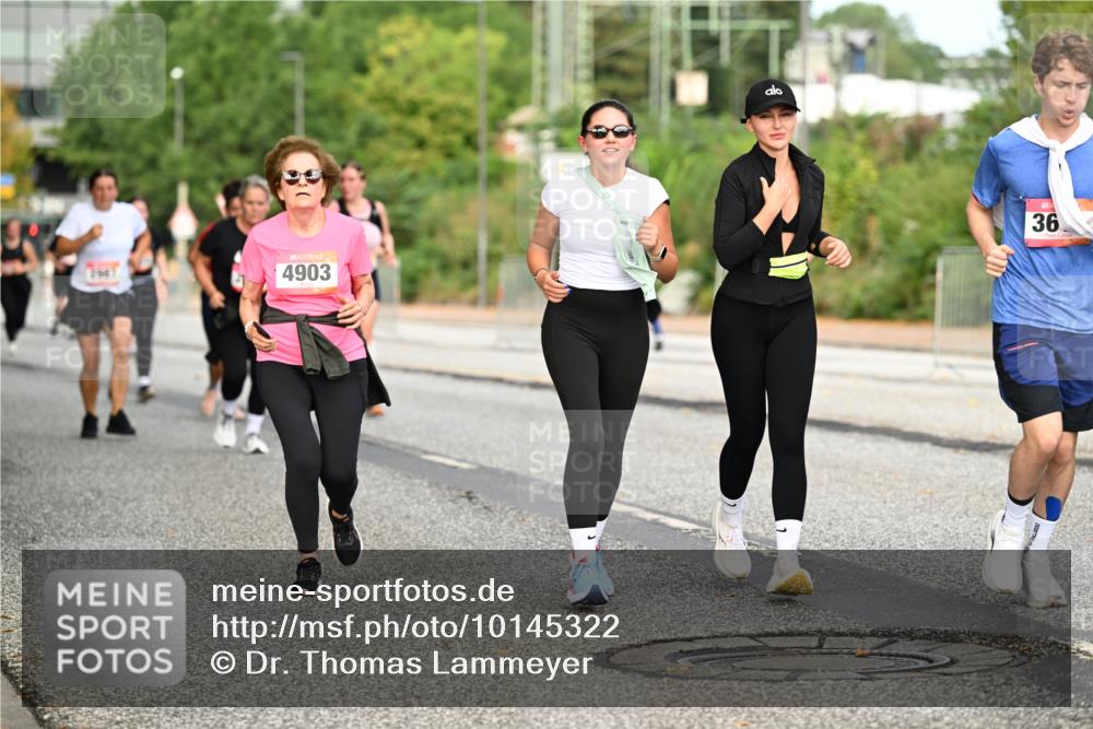 06.09.2026 - CURREX Alsterlauf Dr. Thomas Lammeyer http://msf.ph/oto/10145322 06.09.2026 10:18:11 Laufen 4903, 36 meine-sportfotos.de