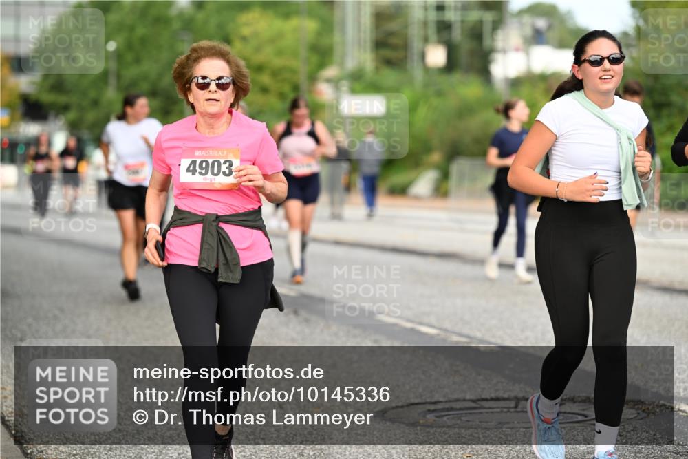 06.09.2026 - CURREX Alsterlauf Dr. Thomas Lammeyer http://msf.ph/oto/10145336 06.09.2026 10:18:13 Laufen 4903 meine-sportfotos.de